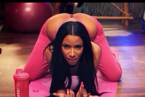 fatjuicyass:  That is a perfect Fat Juicy Ass!