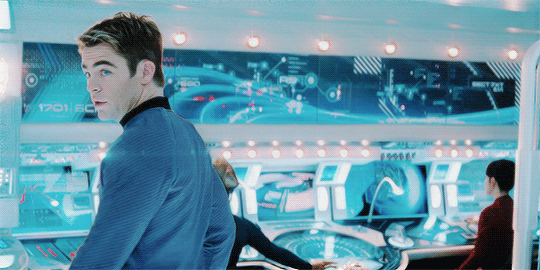 sudata7:  silent-bridge:  Alternative Universe: Captain Spock and First Officer/Science
