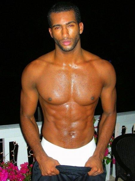 hunkscocksandbulges:   