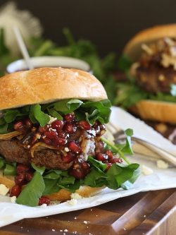 foodffs:  POMEGRANATE FETA BISON BURGERS