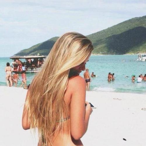 🌴