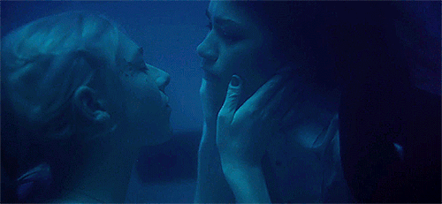 ladystarks:  rue & jules + kisses