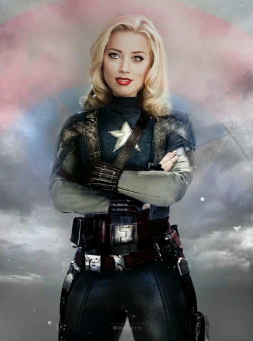 gillygmc:  Female Avengers….hot!  Especially J-law….Thawr ;) 