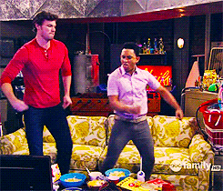 carmenvita:  lamarworld:  Actor Tahj Mowry body, ass & bulge.  carmenvita 