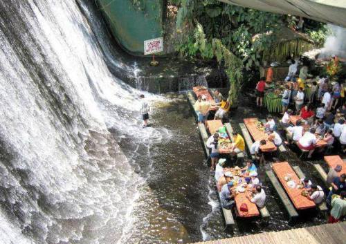 peaceles-s:  Villa Escudero Waterfall Restaurant in San Pablo City, Philippines 