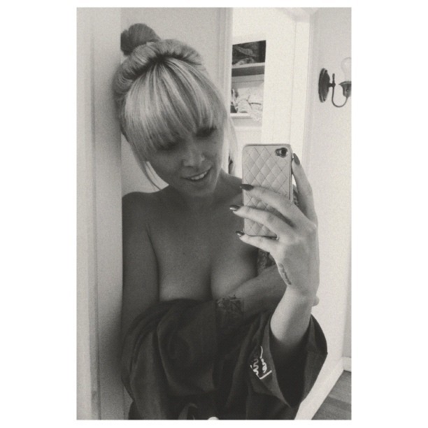  Getting ready to hit the melrose flea market. It’s #selfiesunday on @meinmyplace!