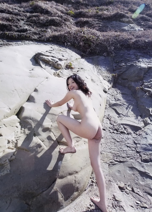 naturistsnudity:  Reon Hanada - Nude Beach Fun.