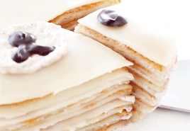 strawberry-milktea:  リラックマのパンプキンスパイスのミルクレープ (Rilakkuma Pumpkin Spice Crepe Cake)