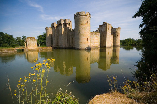 Bodiam Castle, Northwest Face by simpologist on Flickr.