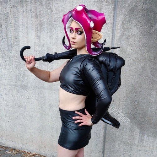 Today I cosplayed girl Agent 8 at NärCon 2018! I felt really cute and cool and made a lot of fr