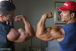 intomusclestuff:  mitos:  Dan Decker and Mark Erpelding by Bill Comstock (2006)  Although it’s close, Dan Decker wins the biceps comparison!