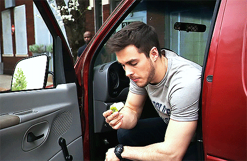 9852a65b3b939d2d8e95efb493482cb622e973ec.gif
