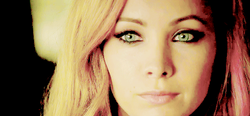 attackoneyebrows:she is my h e a r t