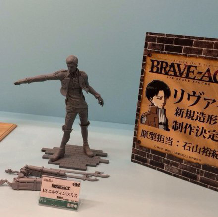  First looks at SENTINEL’s Erwin, Hanji, and Titan Eren figurines from Wonder Festival 2014!  A new (3rd) version of Levi was announced also, it seems. My wallet is crying. ETA: Added two more Hanji photos!