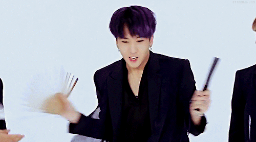 ottokaji-vixx:frustrated baby ravi~~