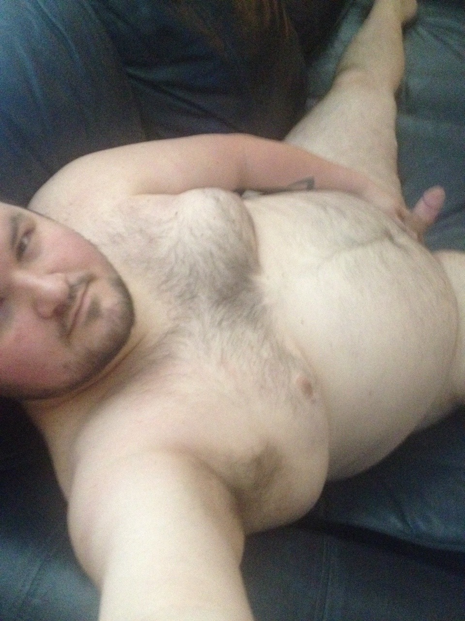 gulobear:  chubbyaddiction:  bigc-kc52:  This is what I do on my time alone. Naked