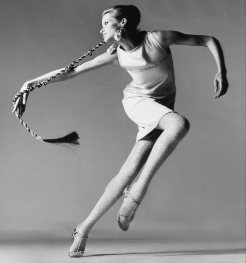 ohyeahpop:Veruschka, dress by Kimberly, New York, January 1967 - Ph. Richard Avedon