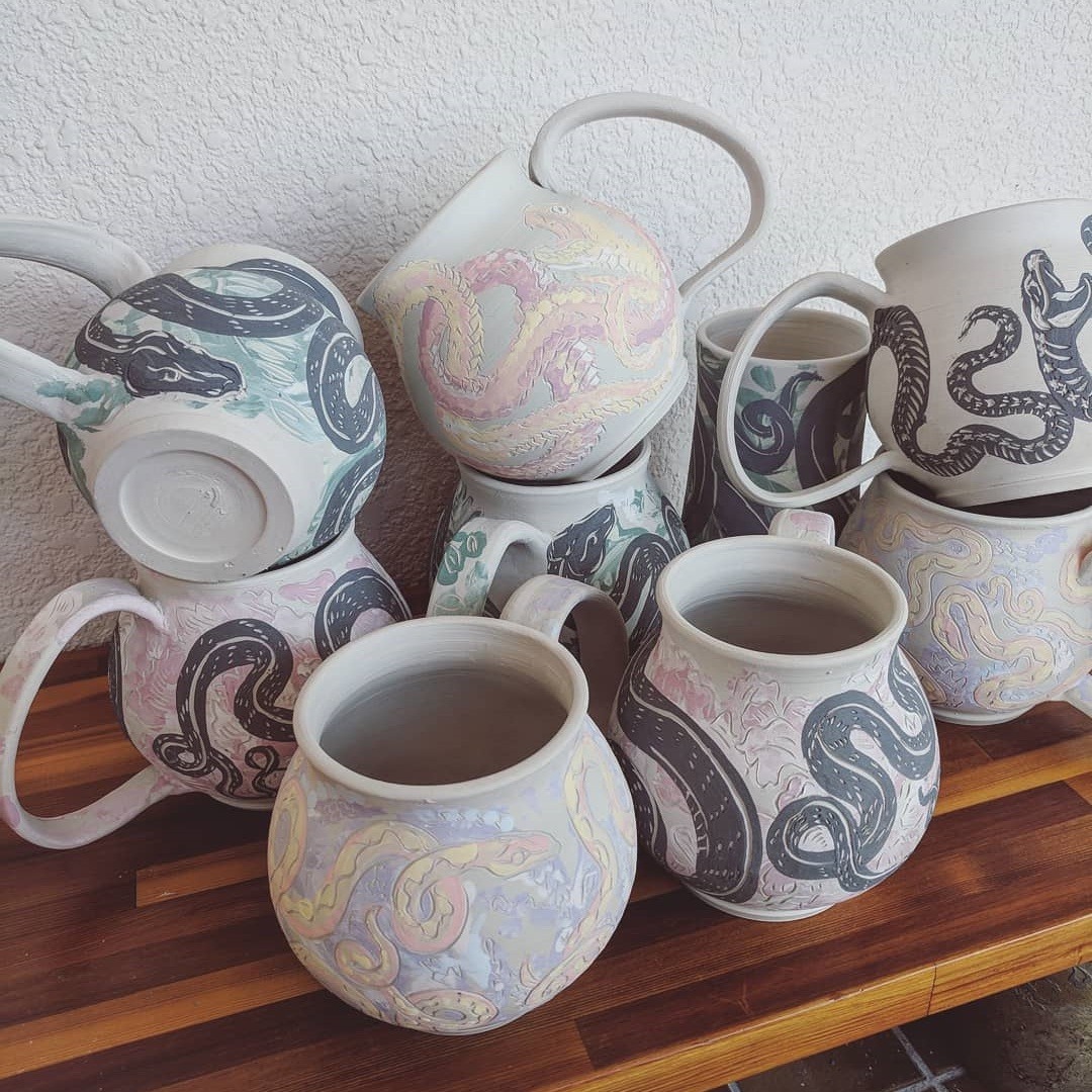 teapotsahoy:  sosuperawesome:  Snake Mugs Sarah Ritchie on Etsy See our #Etsy or