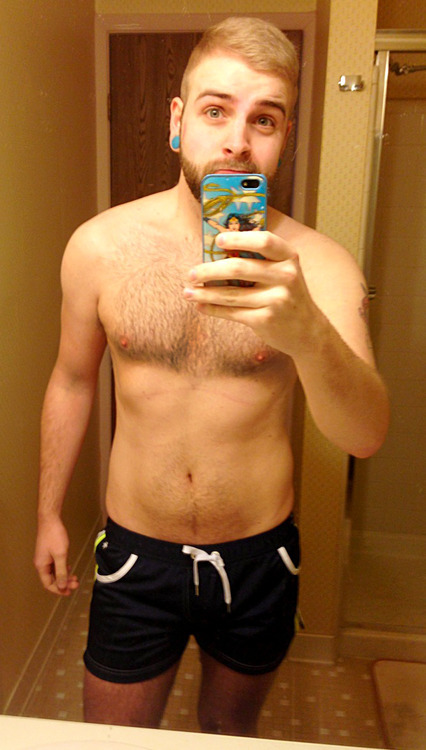 jwallsjoystick:  My new swimsuit arrived today, and I LOVE it! Now just to tone up