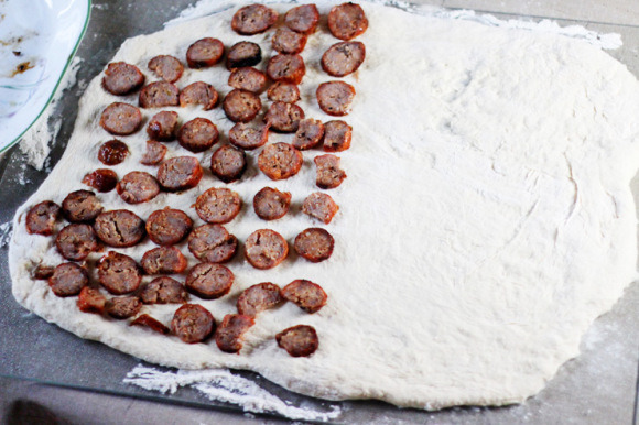 foodffs:  Sausage and Cheese Twisty BreadReally nice recipes. Every hour.Show me