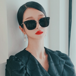 Voir un profil - Yisoo Myung 8b73ed438e4411ee0dfc756b594a164ae8a16e71