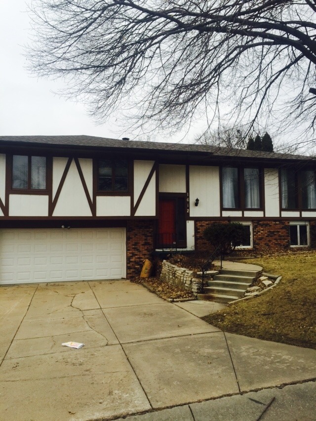 <p>This home was Roofed with Tamko 30 yr Heritage, new 5” gutters, 3x4” downspouts, repaired front trim and a complete new paint job. Waiting on two new front windows over garage. </p>