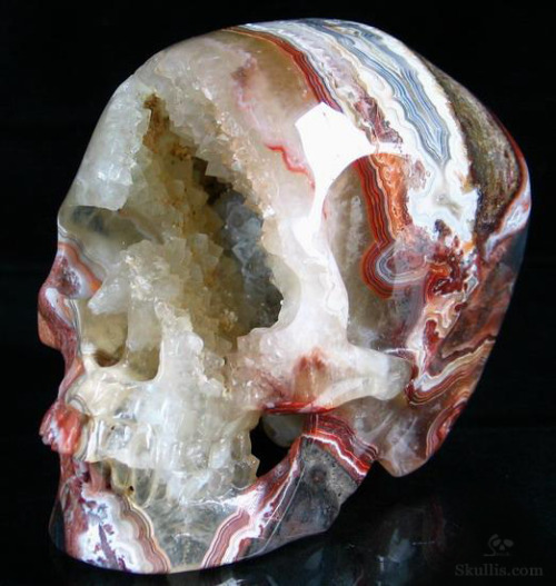 devidsketchbook:GORGEOUS CRYSTAL SKULLSLarge Geode 4.1” Red Crazy Lace Agate Carved Crystal Sk