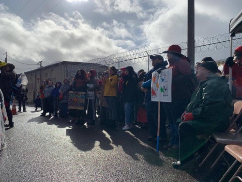 Posted @withregram • @laresistencianw From today’s solidarity day at NWDC. #NeverAgainIsNow #Shutdow