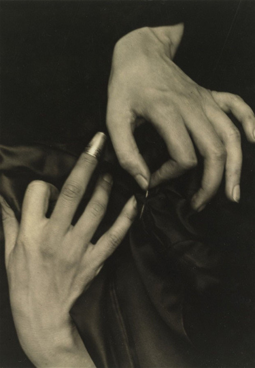 the-night-picture-collector: Alfred Stieglitz, Georgia O’Keefe’s Hands, 1918 - 1919