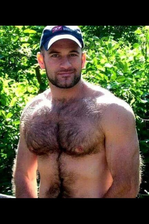 Hairy Men Heaven