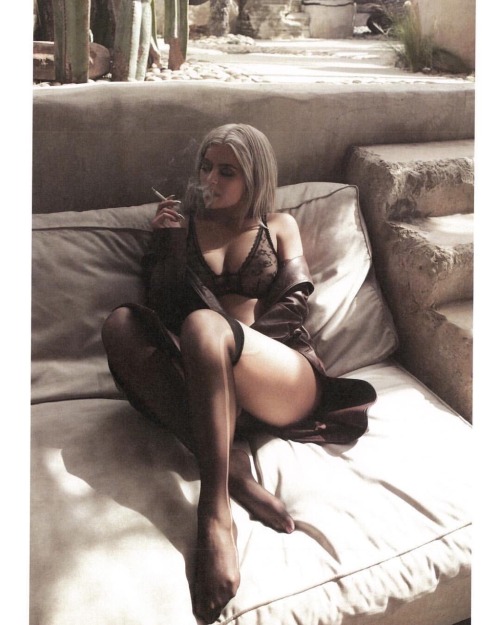 officiallyunfiltered:  Damn Kylie 👏🏾🔥