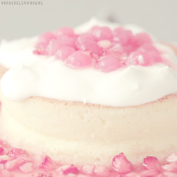 minnie-kittie: “ 딸기 수플레 팬케이크 ” Strawberry Souffle Pancake Video ©: ☆✘ PLEASE DO NOT