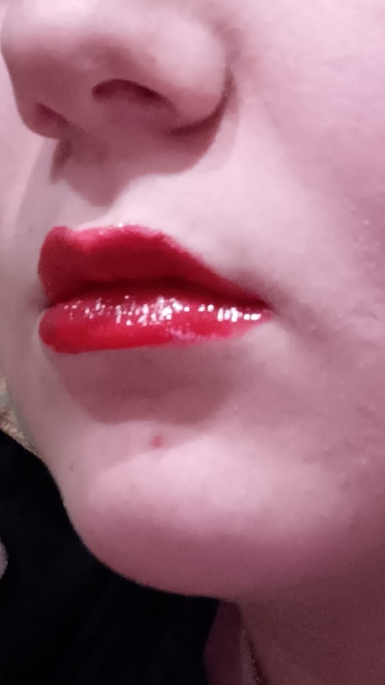 New (very Old, Probably Expired) Lip Gloss I Got (my Sister Found)