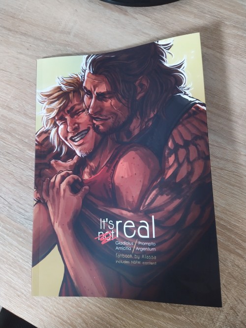 Safe travels, my bois! &lt;3Can’t believe it’s happening! The Gladio/Prompto books have been mailed 