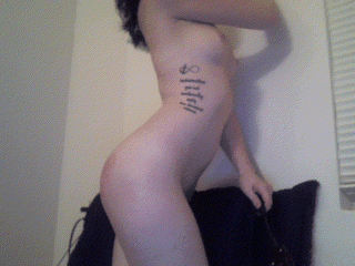 sexysexnsuch:  -J