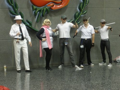 More ACEN pics, my camera kinda sucks but oh well ^^;The Ms. Paint on the left is luinbariel!omg tha