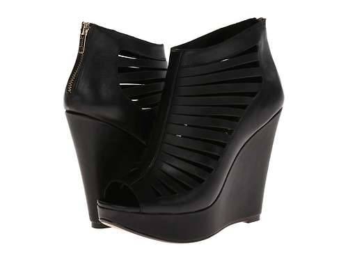 High Heels Blog wedgeswedgeswedges: Ocenama via Tumblr