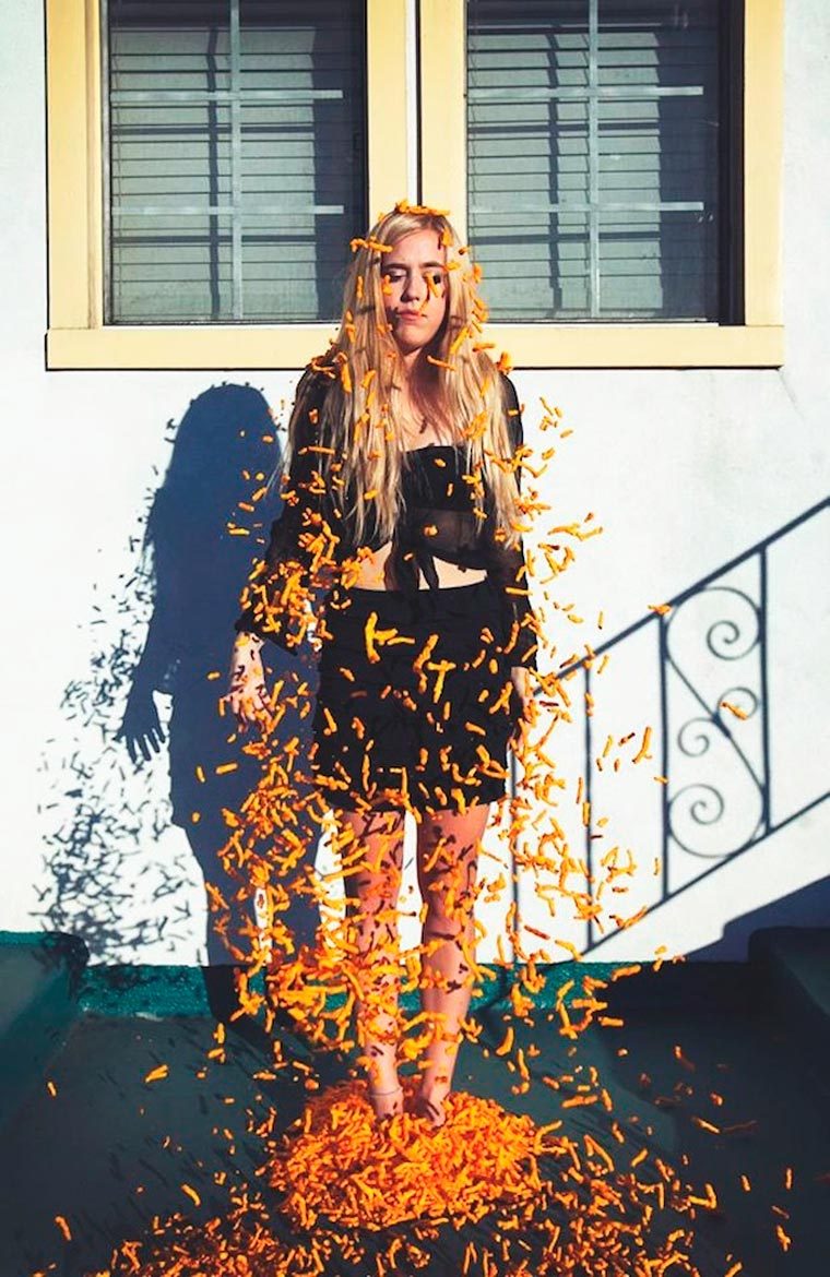 art-tension:   					 					 									 			 			   	 		 						 							 					Defying gravity