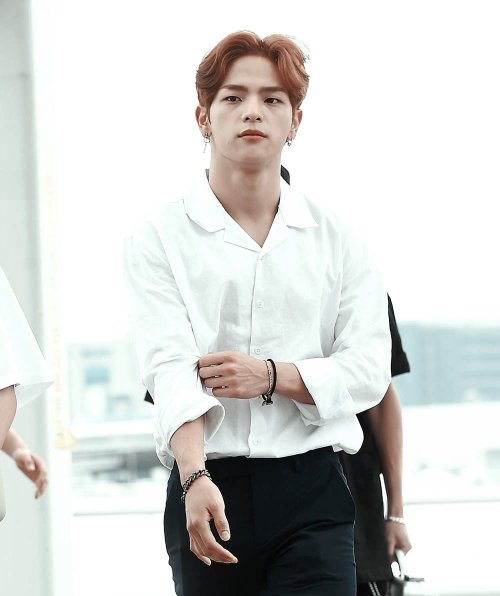 Bitches Be Crying Over Kim Woojin. It's Me. Im Bitches.
