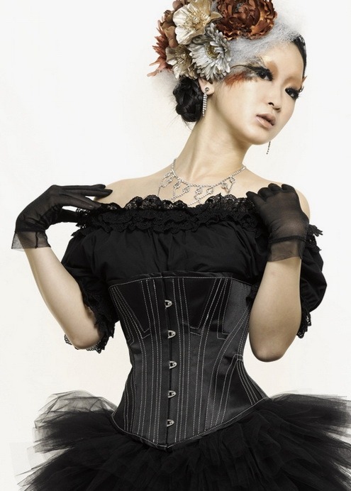 sexy-in-corset:  Corset