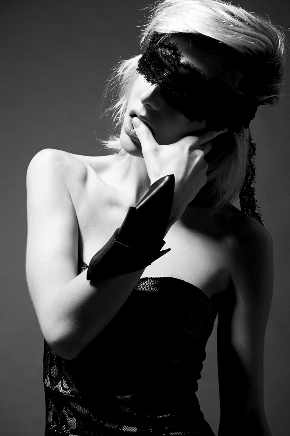 d-i-a-b-o-l-i-q-u-e-s:  DIA | TWI | FB 