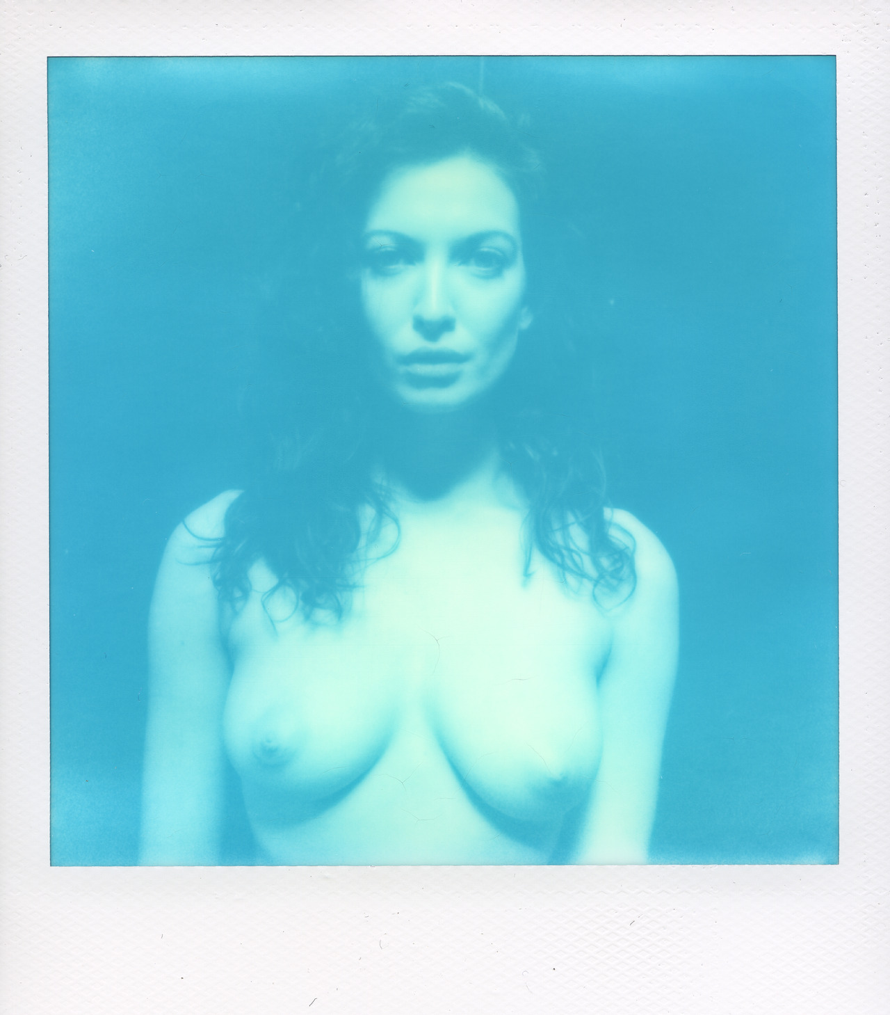 art-t-nyc:Richelle in cyan.