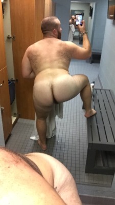 fhabhotdamncobs:    W♂♂F     (WARNING!   No “Pretty Boys” here.)  