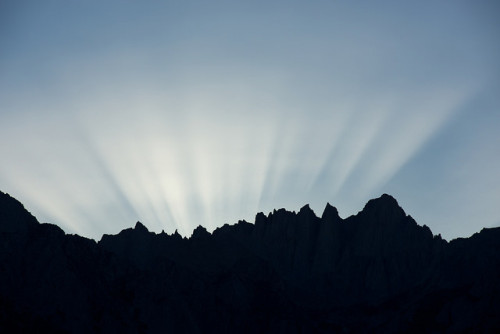 rosesinaglass:  Anticrepuscular rays over the Sierras [Explored] by Curt Bianchi on Flickr. 