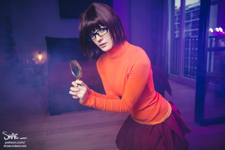 hotcosplaychicks:  Velma : Jinkies by ShaeUnderscore Check out http://hotcosplaychicks.tumblr.com