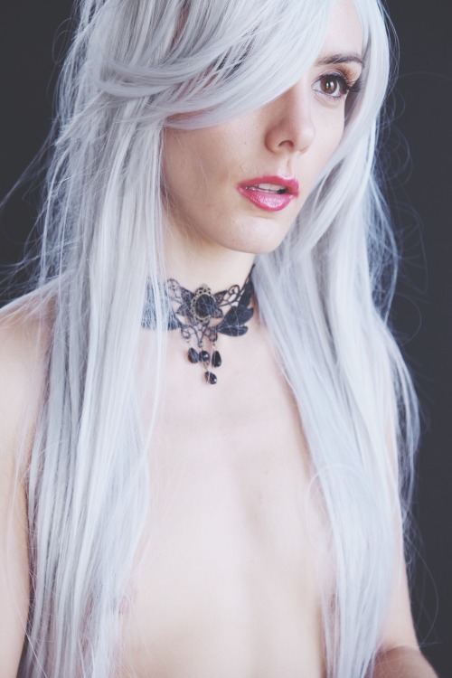 peace-and-love-for-us: brookelynne:  i’ll be your succubus  •✧{ see more on patreon }✧•  Brooke Lynn