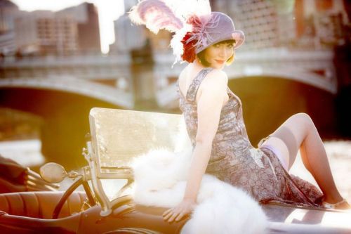 missfisherandherjack:Essie Davis as Phryne Fisher in Miss Fisher’s Murder Mysteries