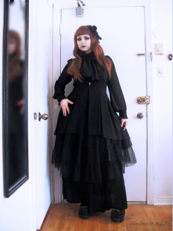 gothiccharmschool:  nudiemuse:  divinecross:  It’s christmas ! That means I have the day off to watch Moi dix mois DVDs all day long… and with that get tempted to dress up in a Mana inspired style !  Gilet, shoes and hair accessory : Moi-même-moitiéHat