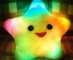 Grumpylittles:awesomeshityoucanbuy:  Light Up Star Pillow Just Like In Super Mario,