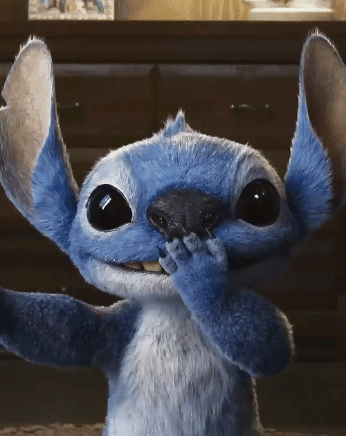 Stitch Selfie | Lilo & Stitch (2025) 